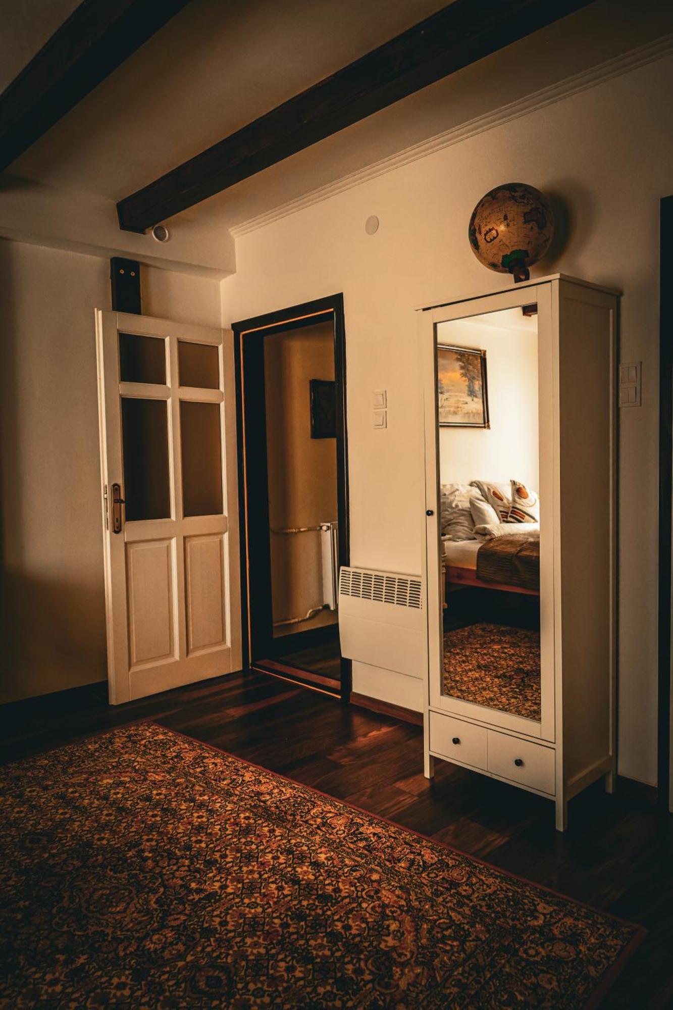 Kishaz Apartman Eger Extérieur photo